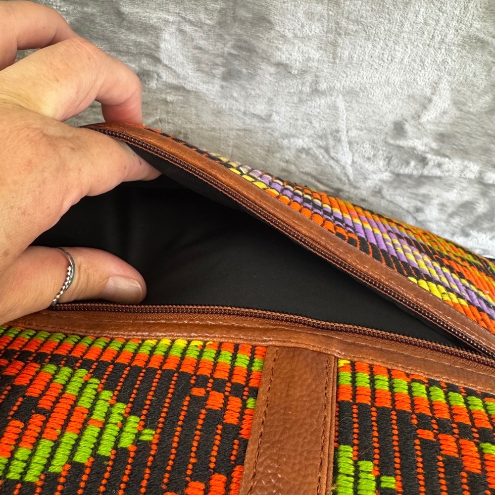 UMTA Jacquard Laptop Bag Unisex OS Multicolor Geometric Woven Faux Leather Work - Picture 7 of 10